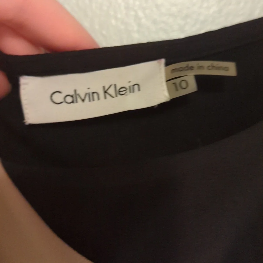 Women's Calvin Klein sleeveless Black & Tan Dress, Size 10 - Picture 2 of 5